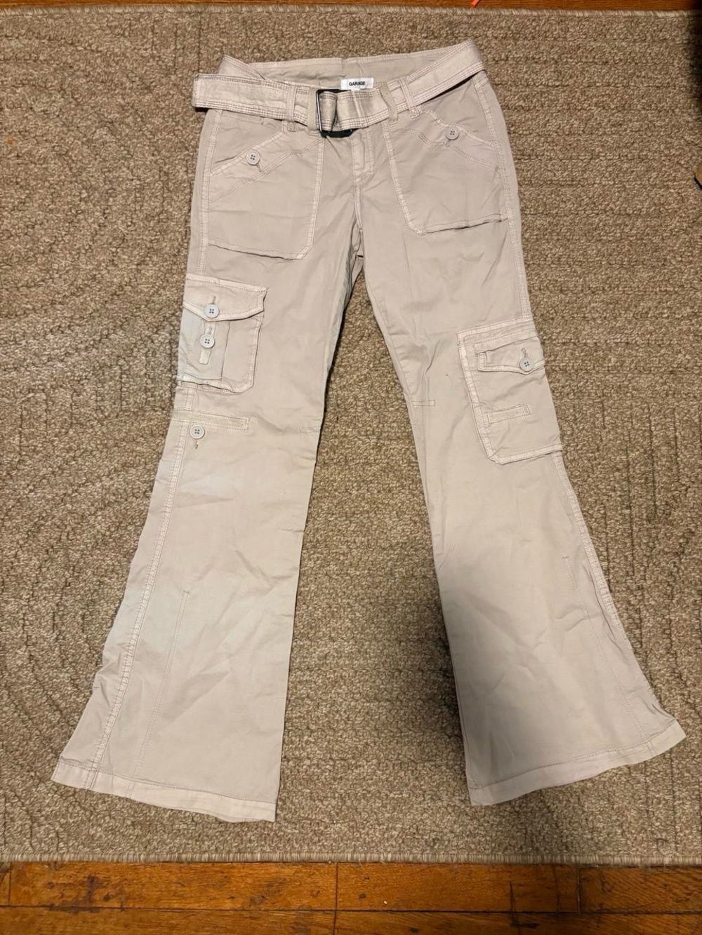 Garage low rise flared tan cargo pants with belt, size 07